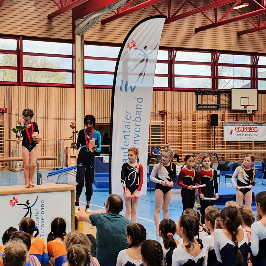 GeTu Meist. Laufen 9.4.22 K1 Sophie 6. Platz, Sandrina 7. Platz_